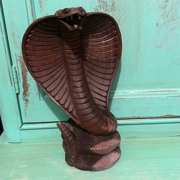 Vintage Set Of 4 Hand Carved Wood Cobras  Statuettes King Cobras Large Small - Picture 11 of 16